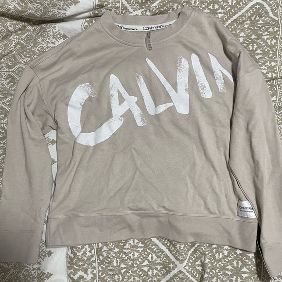 NWT Calvin Klein Sweatshirt Size Medium - Picture 1 of 5
